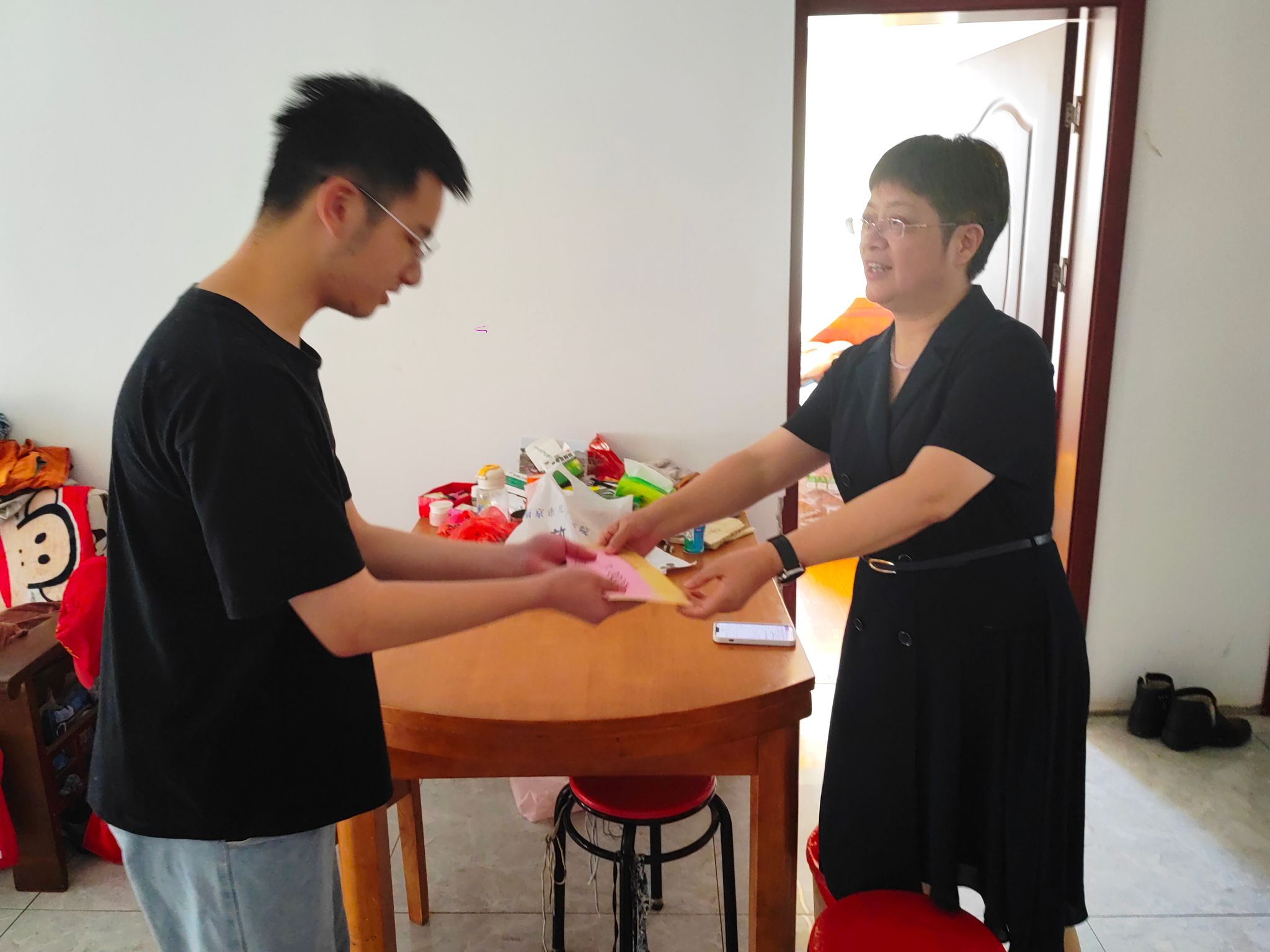 江洁赴安庆池州开展“爱传万家”走访慰问工作